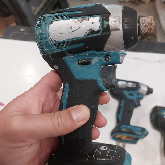 Акумулаторен безчетков импактдрайвър Макита Makita DTD153 DTD154 DTD15