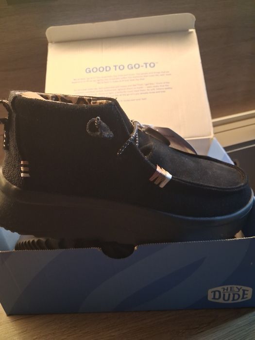 Дамсси боти естествен велур