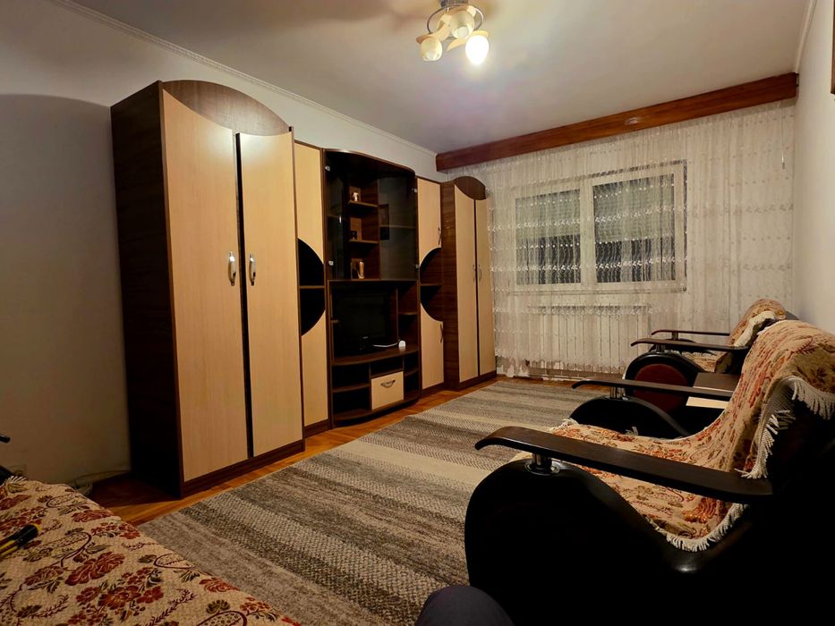 Inchiriez apartament cu 2 camere