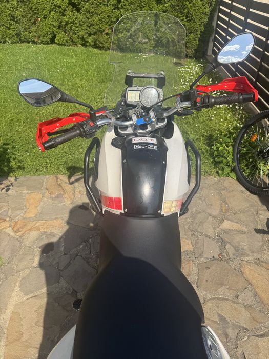 Bmw G650 GS 2011 vreau sa schimb cu cruiser!!