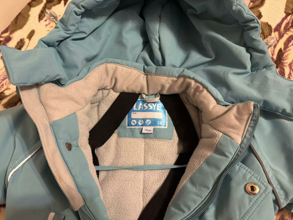 Продам детский комбинезон Лесси