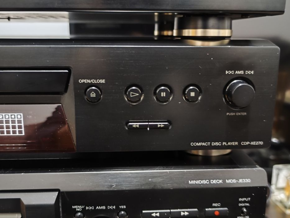 CD player Sony CDP XE 270