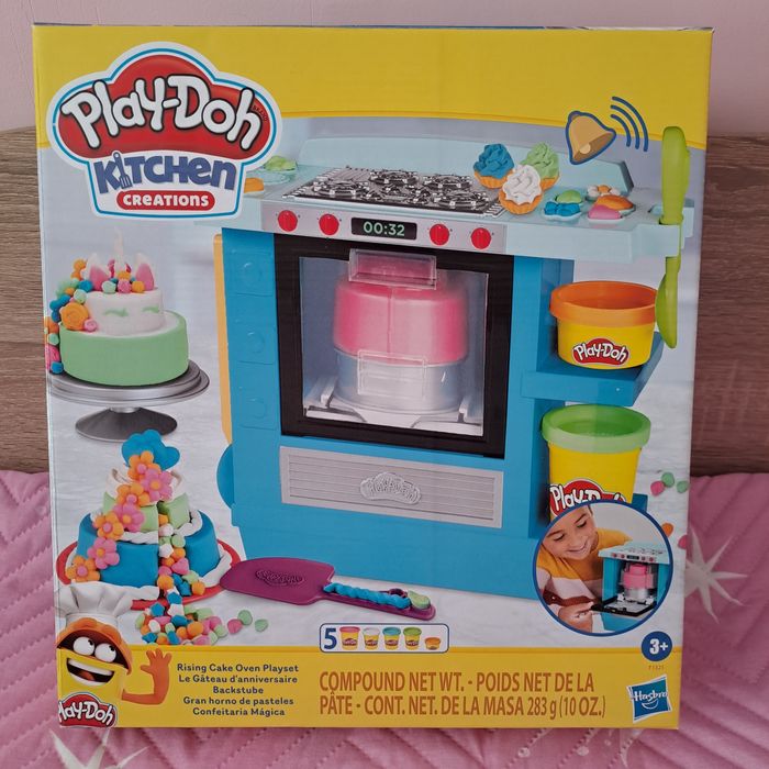 Play Doh - Комплекти Фурна за торти и пици Обща Цена 65 лв. .