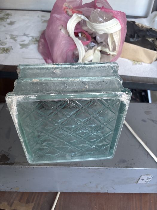 Отдам стеклянные