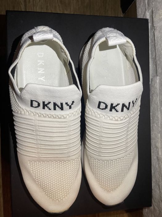 Dkny slip on marimea 38.5