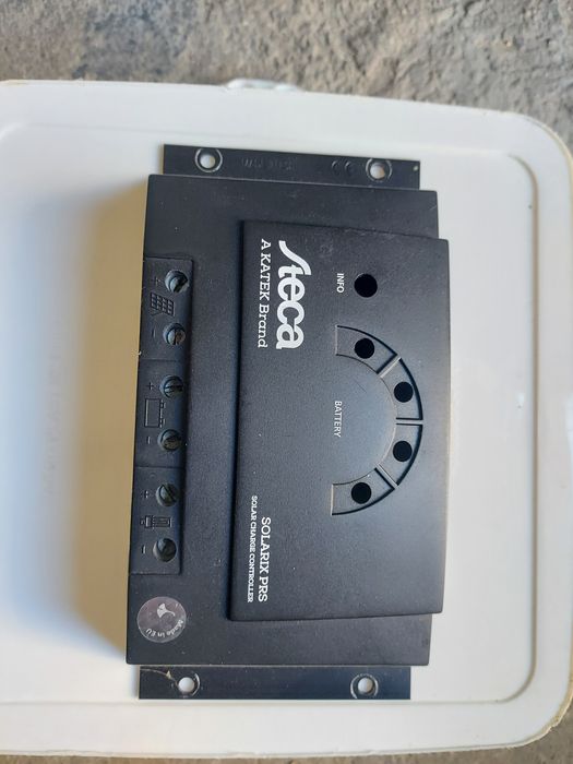 Продавам контролер