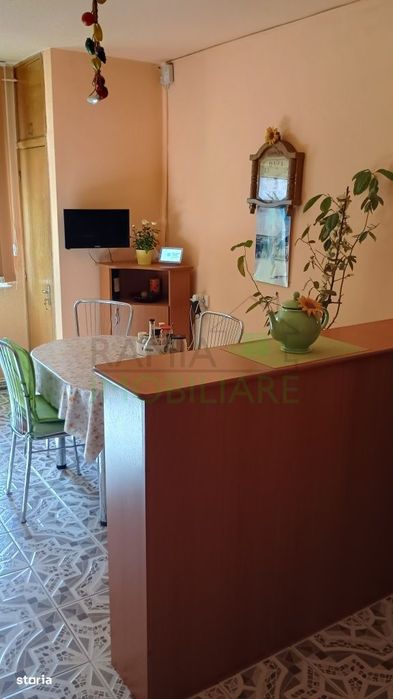Apartament spațios cu 3 camere, 78 mp, 2 băi și 2 balcoane – Vlahuta