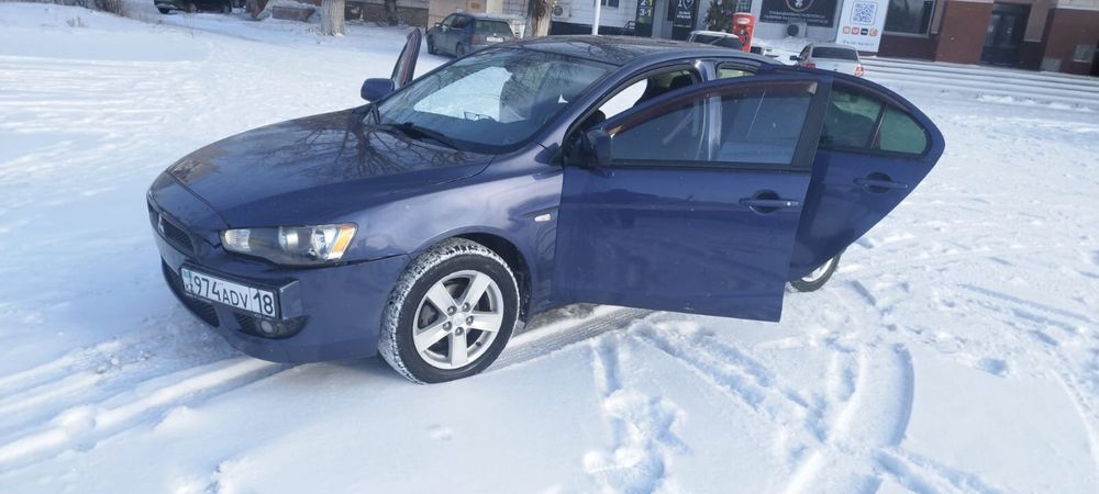 продам митсубиси лансер 10