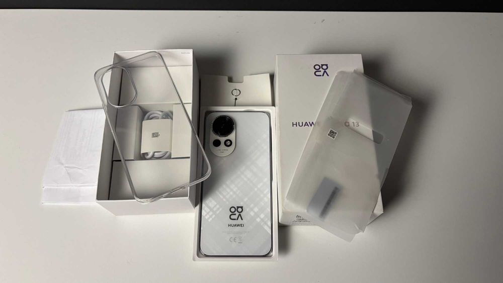 Huawei Nova 13 White 256 Gb, 12 Gb Ram, nou desigilat