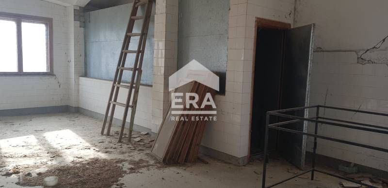 Продава се Магазин в с. Добрина, Област Варна - 160 кв.м за 750 €/кв.м - Снимка #4