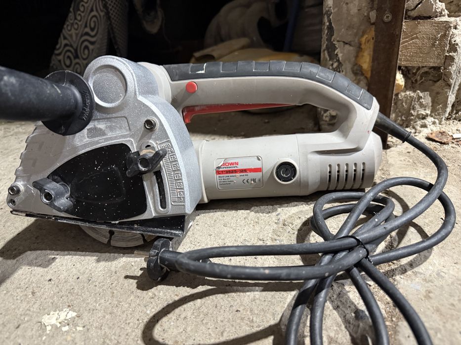 Шторбарез От брэнда crown