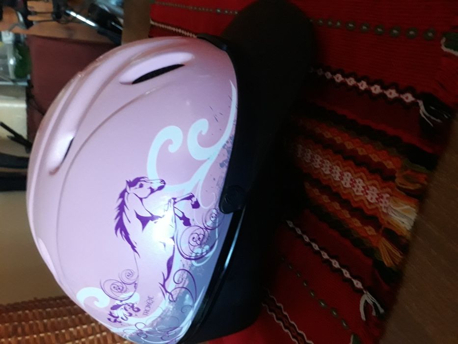 Каска troxel за конеездене