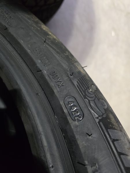 235/50/19 MICHELIN 2БР