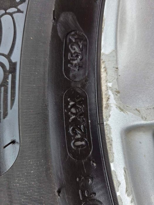 Джанти със зимни гуми за БМВ е 70