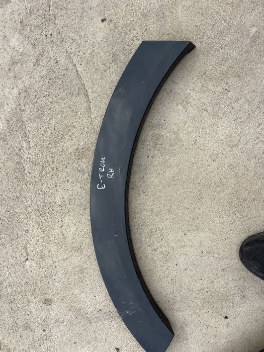 Лайсна Audi E tron