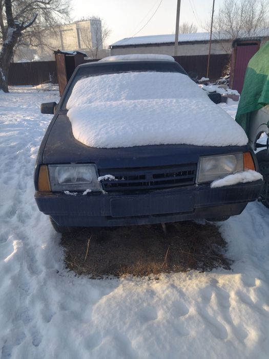 Автомобиль Ваз 21099