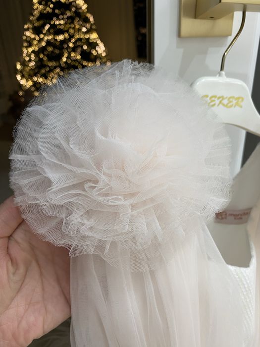 Платье нарядное