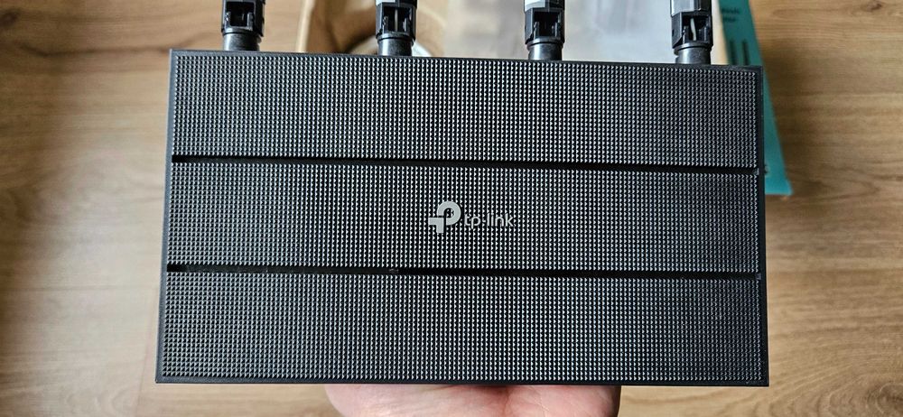 Нов рутер tp-link Archer C6 AC1200 Mesh