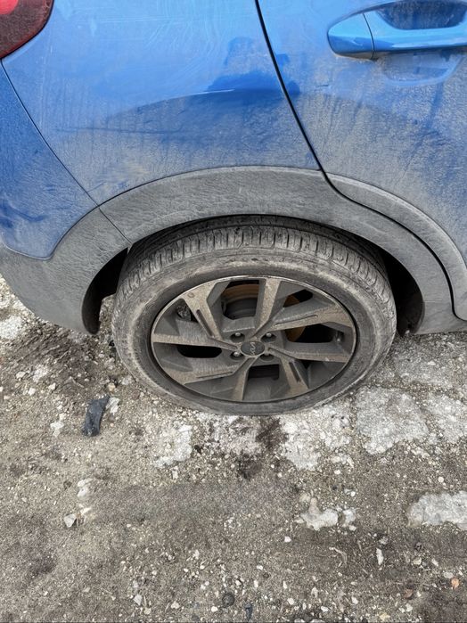 На части Kia Stonic 1.0t gdi 48v gt-Line hybrid 2025год