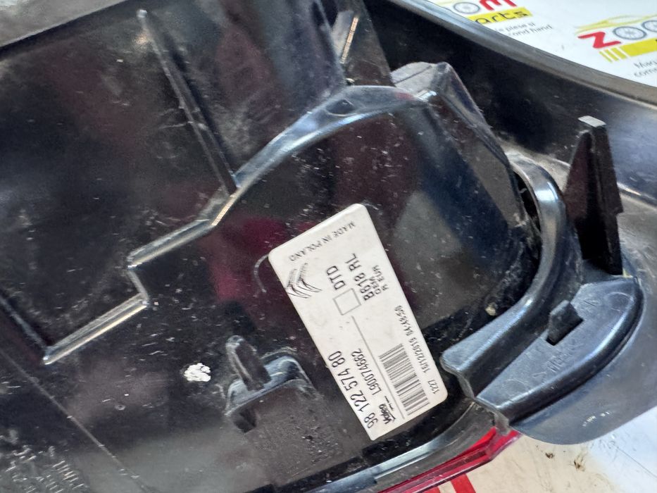 lampa stop spate dreapta si suporti bara spate Citroen C3 2017-2024