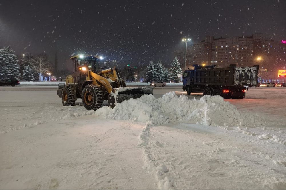 Уборка снега, доступные цены.
