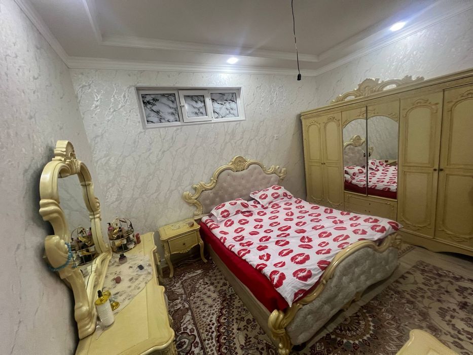 Участка сотилади 2,5 сотик 4 та хона + кухня 3 та санаузел нархи 80000