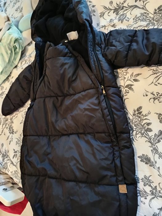 Combinezon H&M bebe pt carucior 2-6 luni