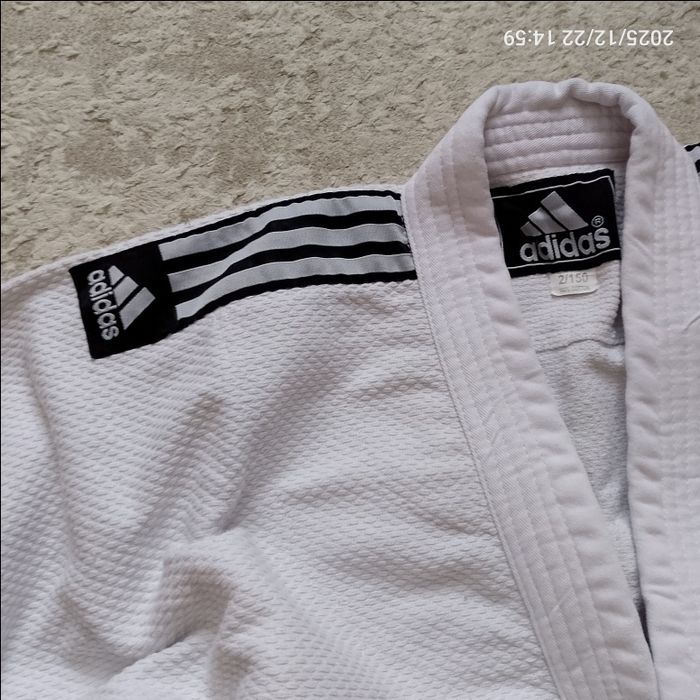 Продам КИМОНО для дзюдо