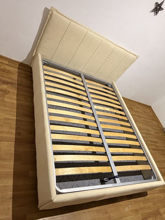 Vand pat tapitat 160/200