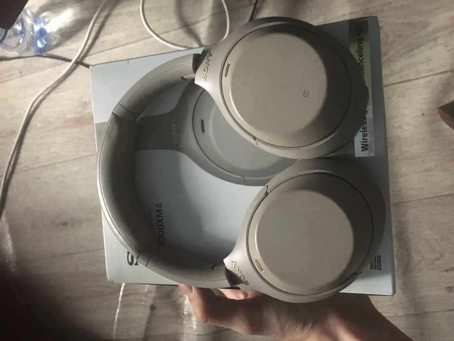Топ уши Sony XM4 с коробкой