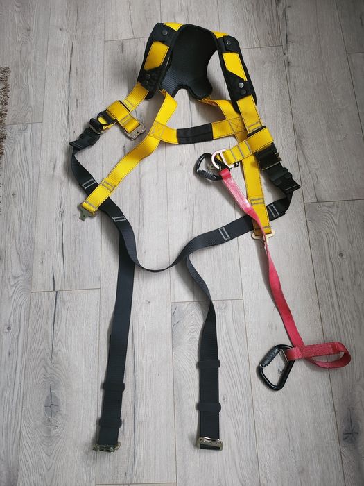 Ham -uri de siguranta pentru lucrări la înălțime