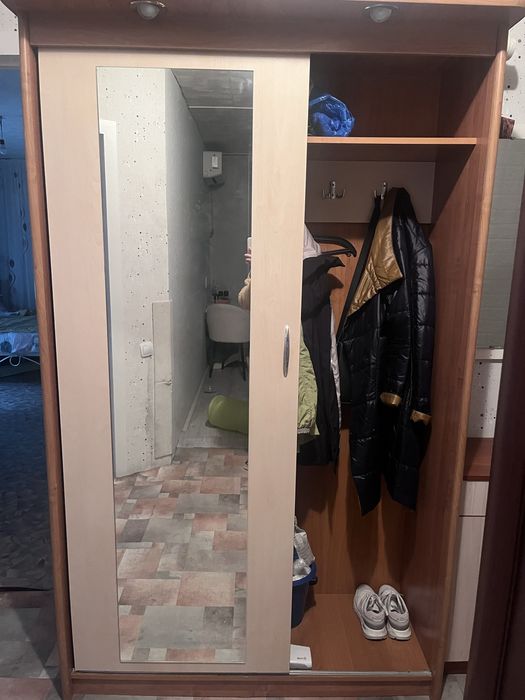 Продам шкаф купе для прихожей