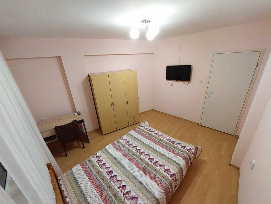 Тристаен апартамент под наем, Окръжна болница - Варна