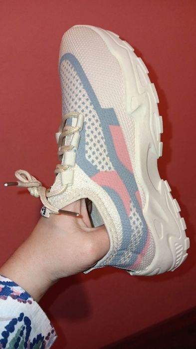 Леки маратонки - 38номер(стелка 24.5см)