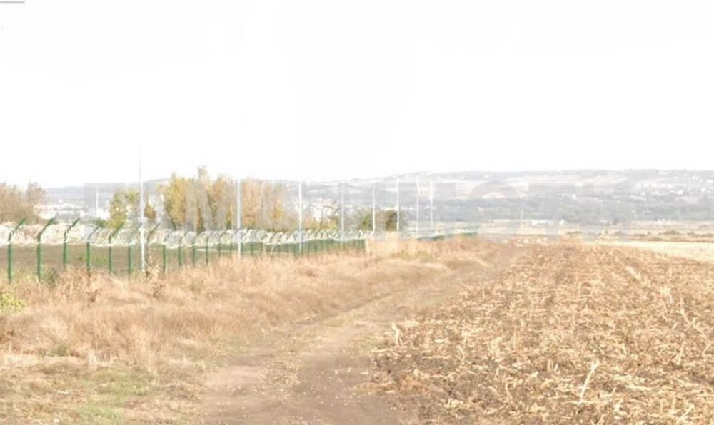 Продава се Парцел в Бургас, Изгрев - 24995 кв.м за 32 €/кв.м - Снимка #5