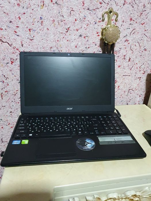 Acer aspire E1-570g