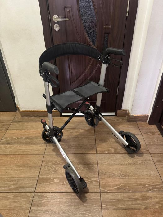 Cadru rulant din aluminiu cu roti mari transport batrani dizabilitati