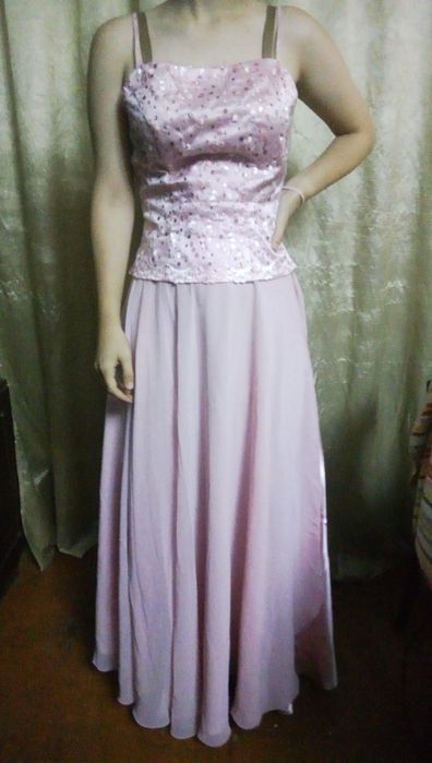 Красивое платье на узату