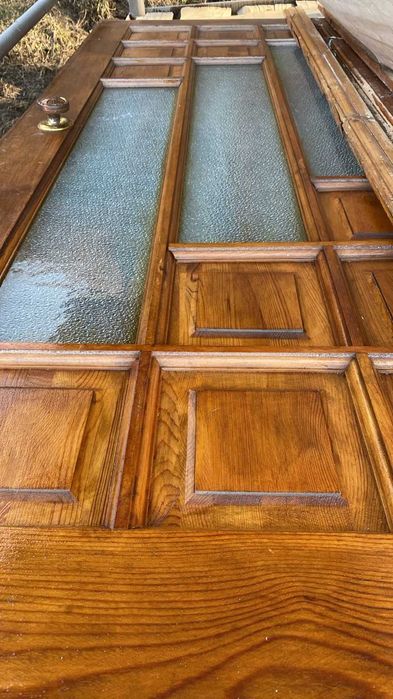 Двери б/у, Есіктер қолданылған