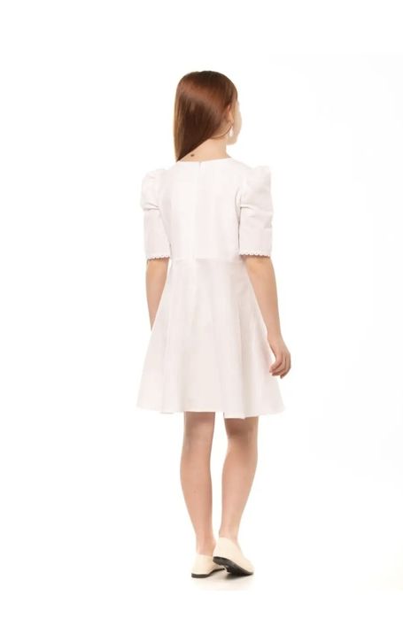 Платье льняное новое. праздничное