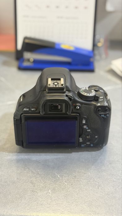 Фотоаппарат EOS 600D