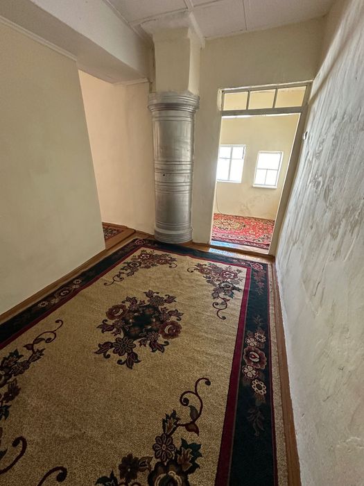 Квартира угил бола студентларга