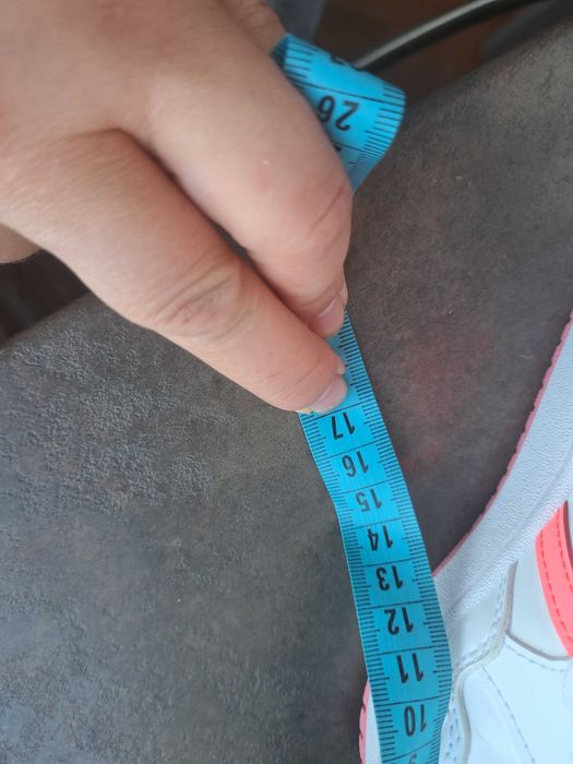 детски маратонки за момиче,кецове,спортни обувки,Adidas,номер27,адидас