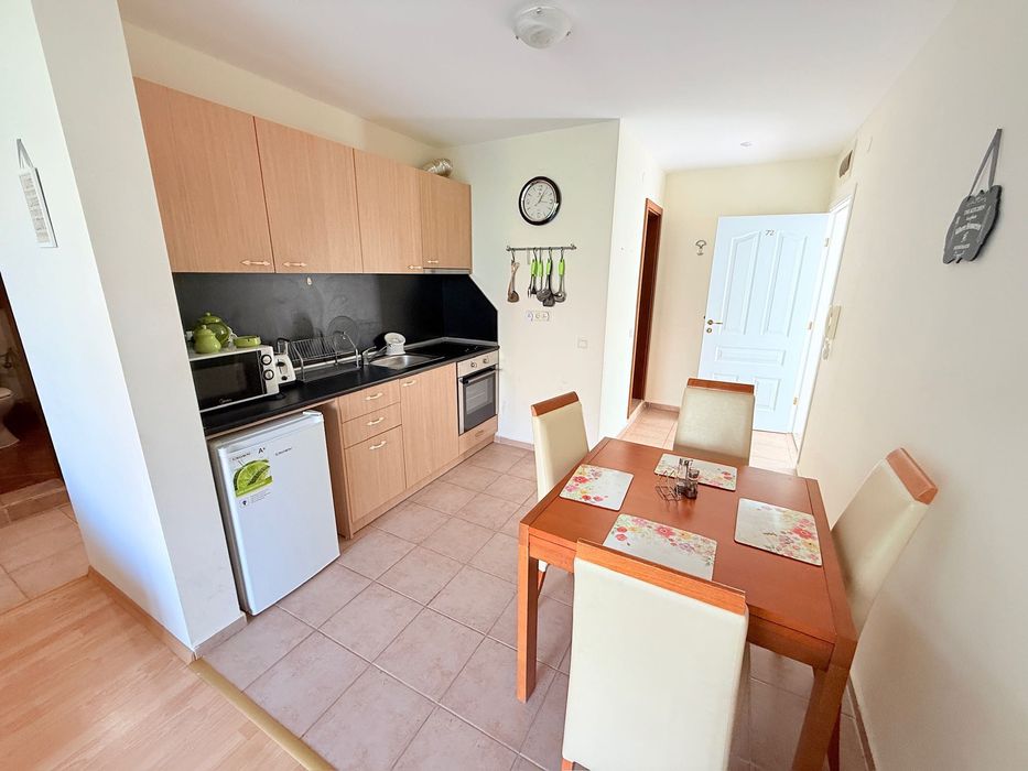 Продава се Тристаен апартамент в к.к. Слънчев бряг - 72 кв.м за 1249 €/кв.м - Снимка #4