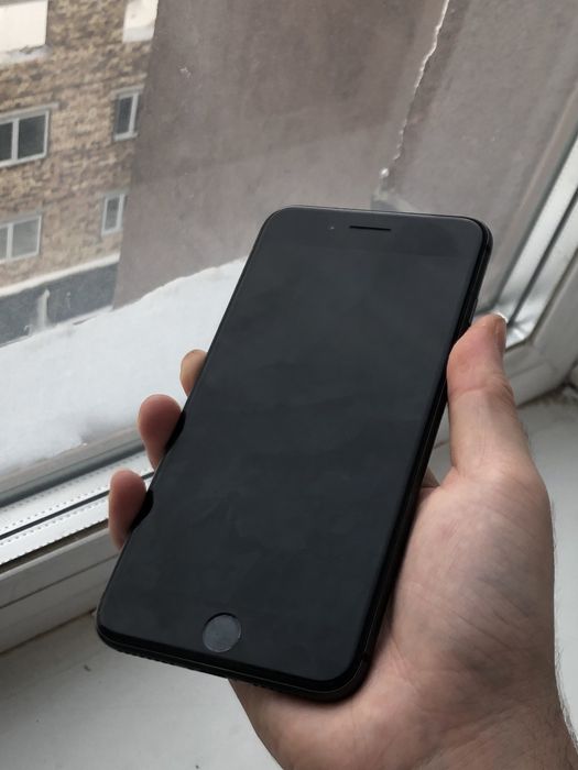 Айфон 8 plus 64гб black jet