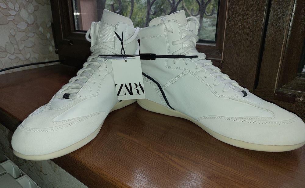 Высокие кеды Zara