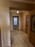Продам 3-ком. квартиру в 20-м микрорайоне.