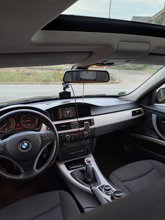 Vând BMW 320D 2010 facelift