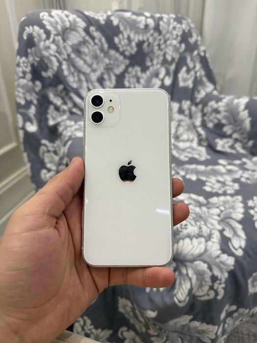 Iphone 11 white 64 Gb