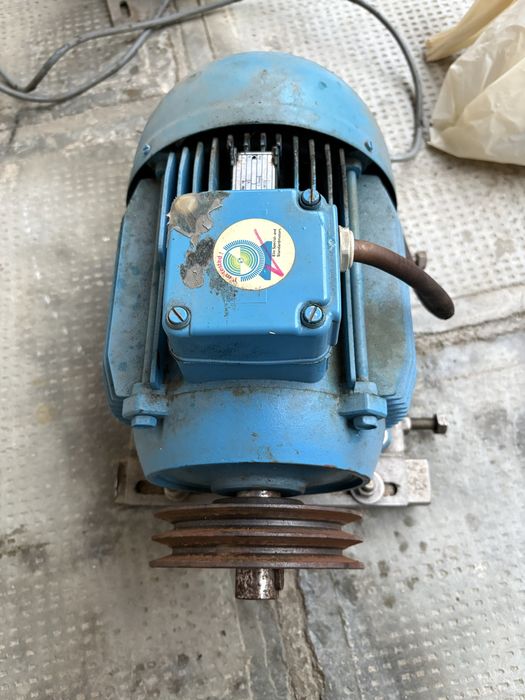 Vand motor trifazic 3 kW